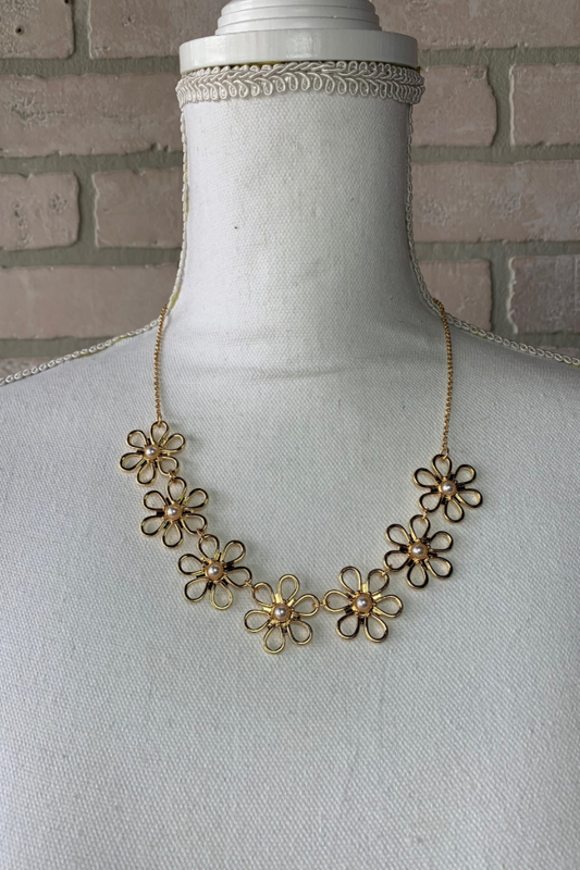 Gold Dainty Daisy Statement Necklace