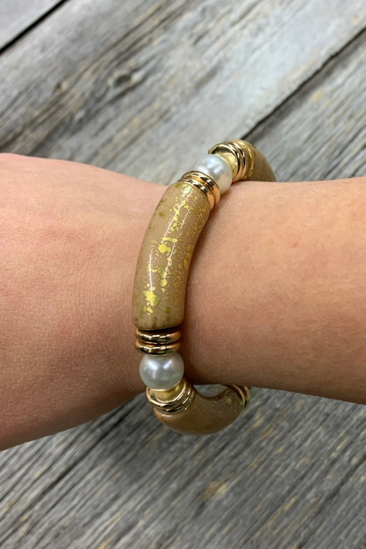 Gold Speckled Tube & Pearl Accent Bracelet