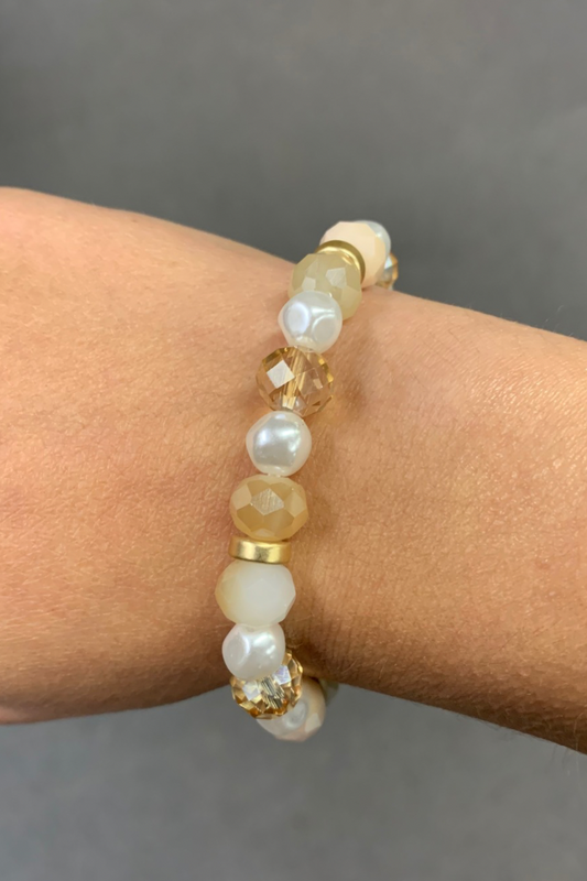 Elegant Faceted Bead and Pearl Bracelet